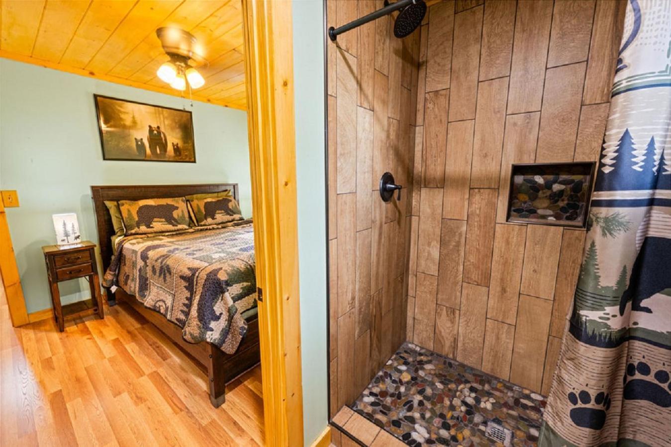 Brand New Tiny Cabin! A Bearly Adventure Сивиървил Екстериор снимка
